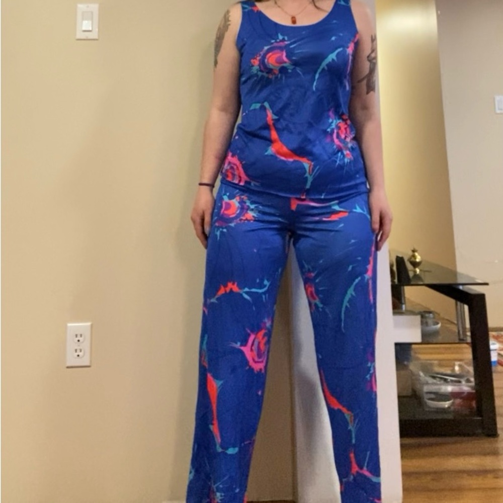 🧡4/$20🧡 Vibrant Blue Women's two piece set